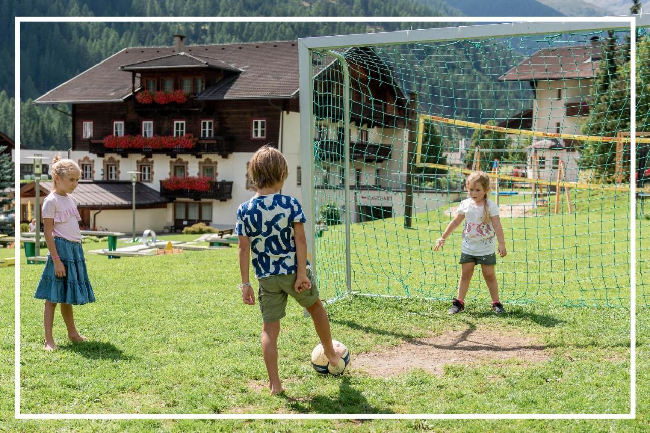 Tyrol Mountain Aparts - Urlaubsresort Hafele Sankt Jakob in Defereggen Bagian luar foto